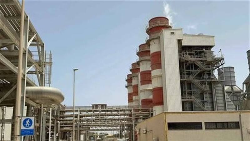 انفجار بمحطة كهرباء بمدينة الزاوية غرب ليبيا وخروجها عن الخدمة بعد استهدافها بمسيرة