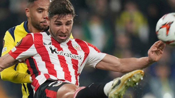 برشلونة في سباق مع الزمن.. لماذا وصلت صفقة جوليان ألفاريز إلى أخطر مراحلها؟