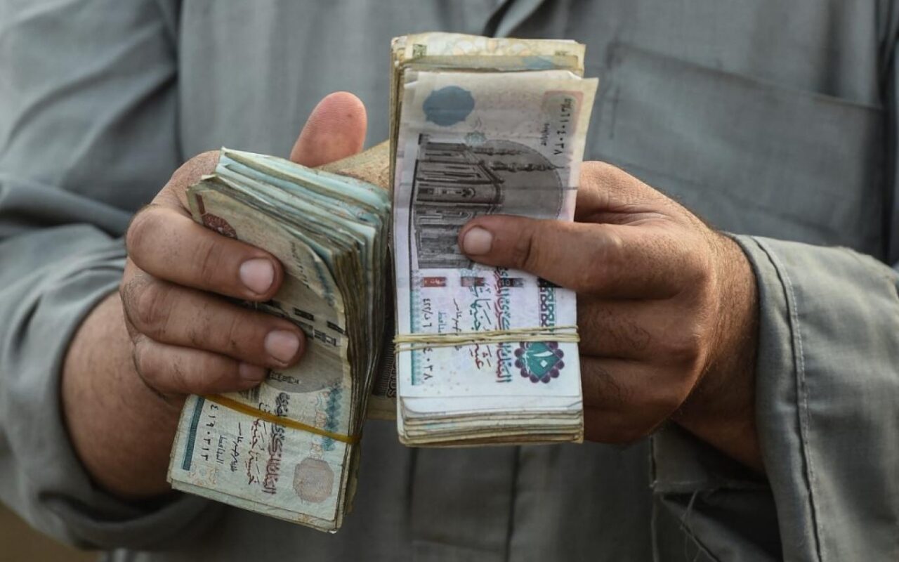 زكاة المال تُحسب على كامل المبلغ أم الزيادة فقط؟.. أمين الفتوى يجيب