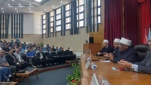 ندوة البحوث الإسلاميَّة في جامعة الإسكندريَّة تحذر من أخطار تزييف الوعي