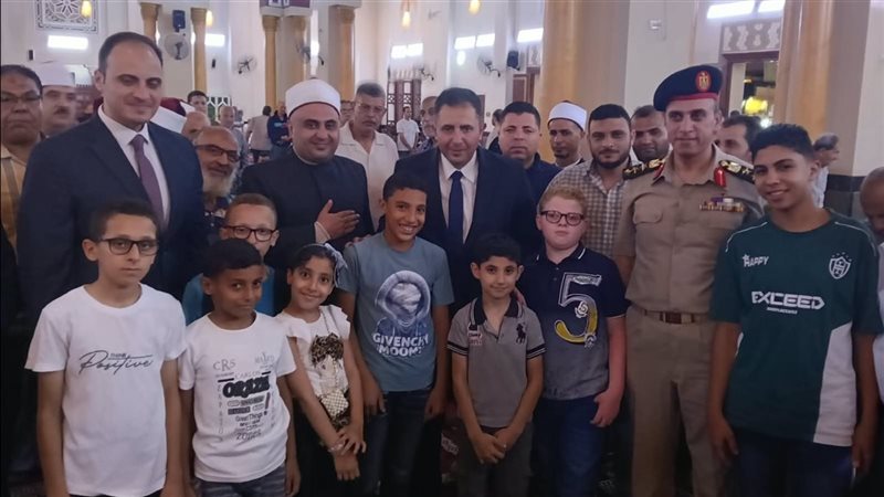 محافظ دمياط يشهد احتفالية الأوقاف بذكرى المولد النبوي بمسجد البحر