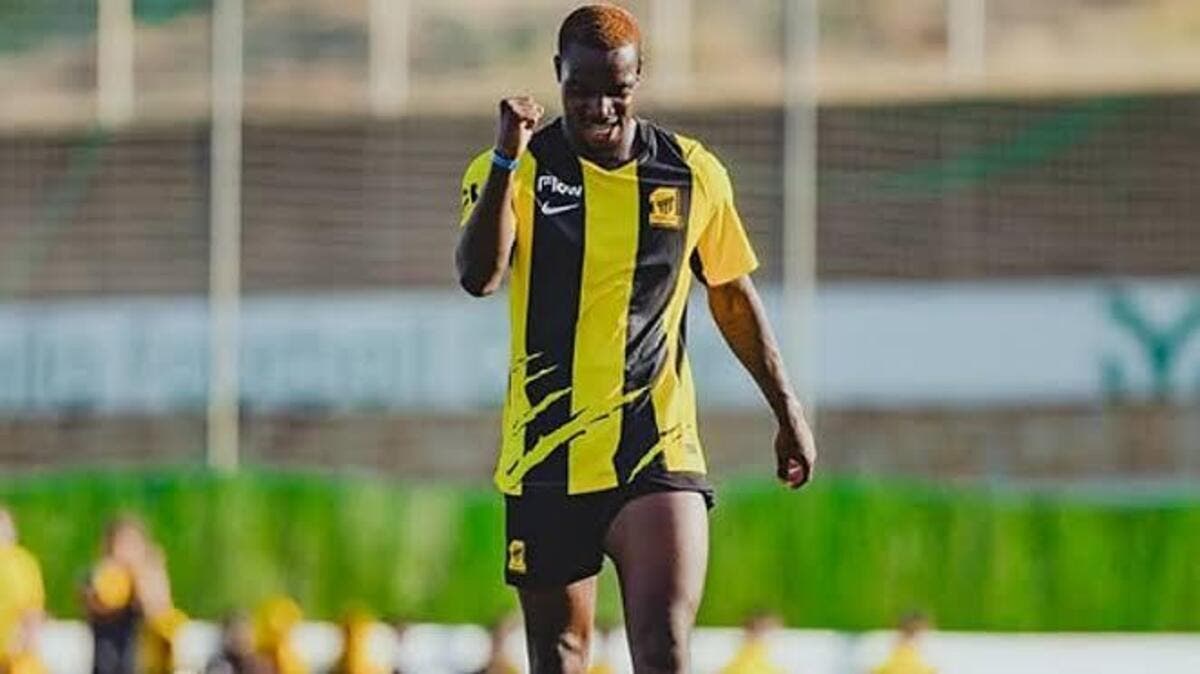 إشبيلية يستهدف التعاقد مع إيلينخينا الاتحاد