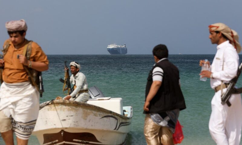 تقرير: الحوثيون يوسعون شبكاتهم في القرن الأفريقي عبر التهريب والتجنيد