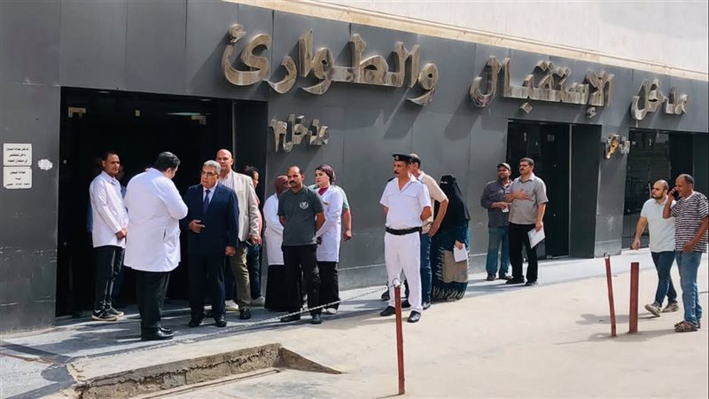 محافظ الدقهلية في جولة مفاجئة بمستشفى المنصورة التخصصي (صور)