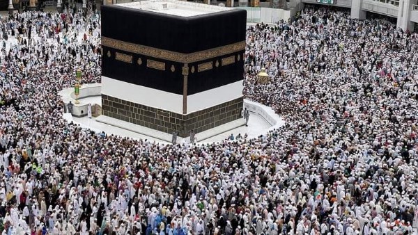 تبدأ من 20 ألف جنيه.. أسعار عمرة المولد النبوي 2026 الاقتصادية والخمس نجوم
