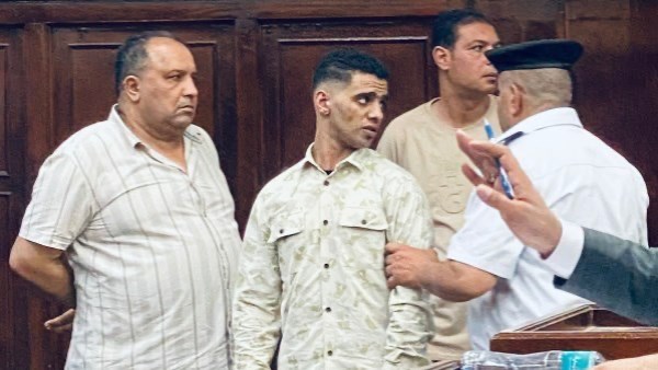 محستش بنفسي وطعنته.. اعترافات المتهم بإنهاء حياة البلوجر أمير أسمع