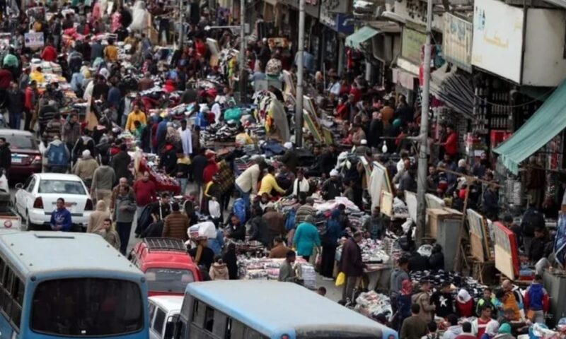 كيف تواجه الحكومة الزيادة السكانية؟ خطة جديدة لخفض المواليد