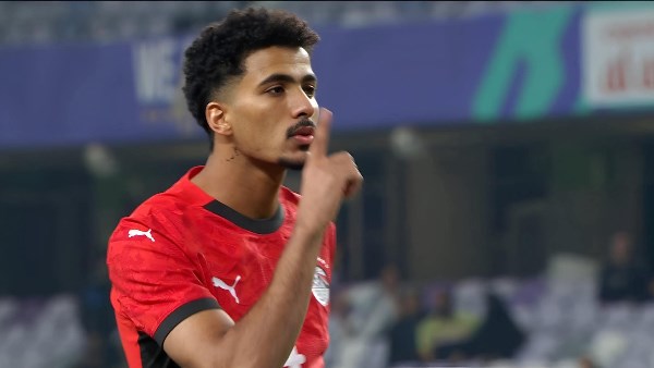 أول رد فعل من الزمالك على قيمة صفقة حسام عبد المجيد