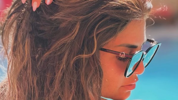 منة فضالي تستعرض أنوثتها عبر إنستجرام