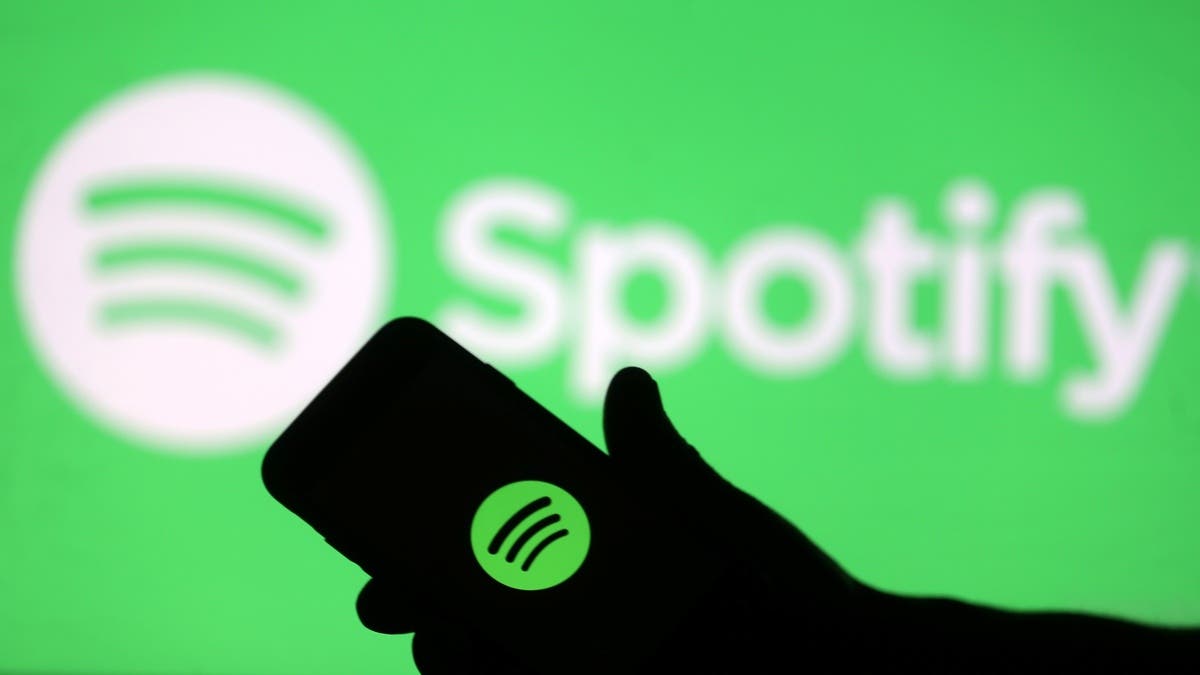 “سبوتيفاي” تسجل 300 مليون مشترك مدفوع وتوسع الفجوة مع Apple Music