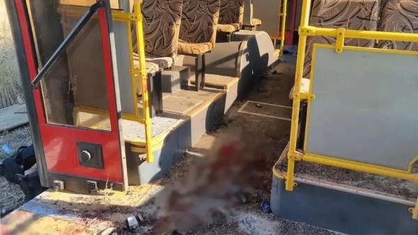 مقتل شخص وإصابة 12 إثر استهداف مسيّرة أوكرانية لحافلة في زابوروجيه