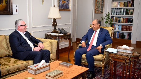 وزير الخارجية يبحث مع الرئيس التنفيذي لـ Forbes Global Properties التعاون المشترك