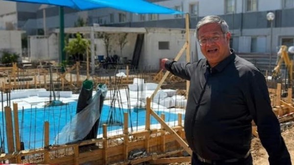 الوزير المتطرف يستعرض موقعاً لتنفيذ أحكام الإعدام ضد الفلسطينيين