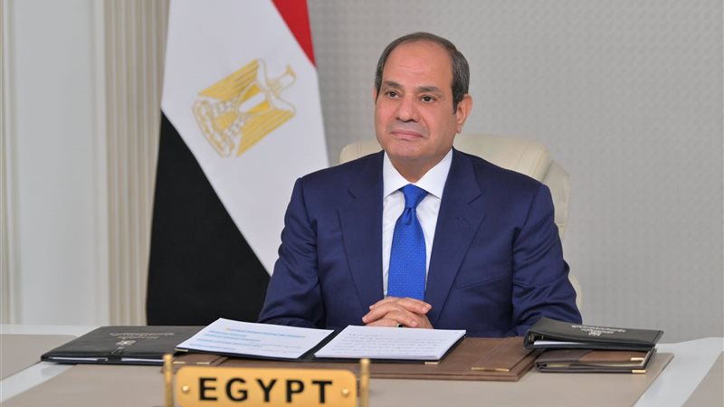رسائل السيسي لـ رئيس وزراء قطر: نتطلع للارتقاء بالتعاون الثنائي في القطاعات السياسية والتجارية.. زيادة الاستثمارات القطرية بمصر في المجالات المختلفة.. ومستعدون لتقديم كافة التسهيلات اللازمة