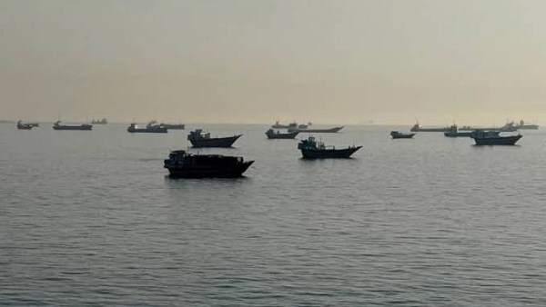 هيئة عمليات التجارة: بلاغ عن واقعة بين ناقلة وقوات عسكرية في خليج عمان