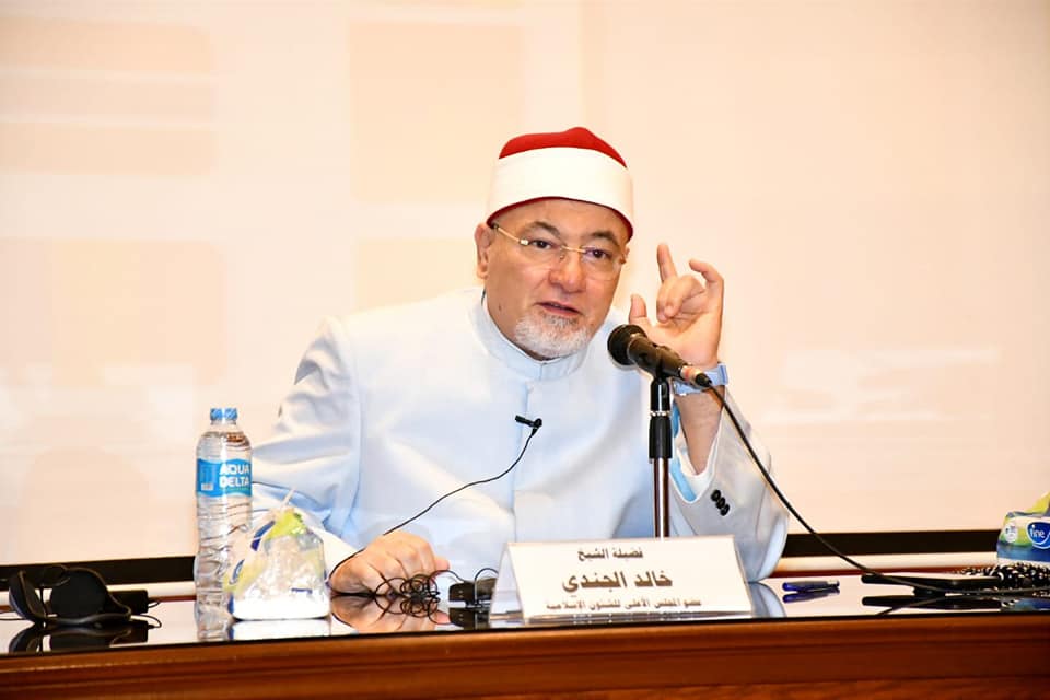 خالد الجندي : لا تسمع للشبهات وتمسك بسنة رسول الله