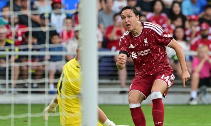 ليفربول يغلق باب الخروج أمام نجمه