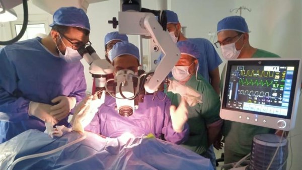 طفرة في الخدمات الصحية.. والذكاء الاصطناعي لن يحل محل الطبيب.. تفاصيل