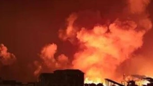 سماع دوي انفجارين في المخا اليمنية.. والحوثيون يستهدفون مأرب بالصواريخ الباليستية