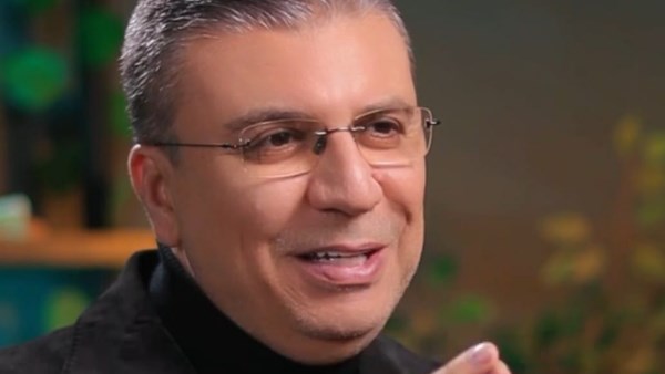 عمرو الليثي يستضيف مربي الحيوانات وأطول رجل ومربي عقارب.. الليلة
