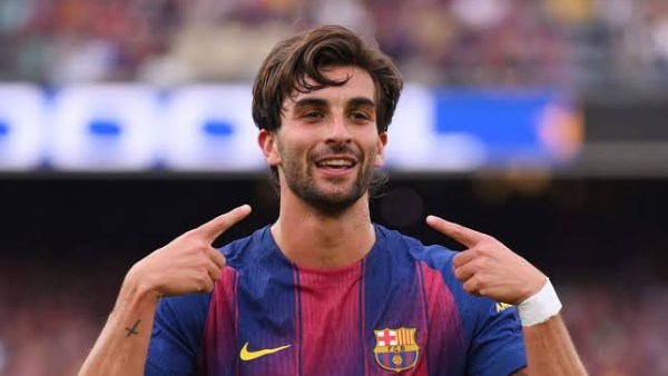 برشلونة يفتح الباب أمام رحيل فيران توريس وينتظر عرضًا رسميًا من باريس سان جيرمان