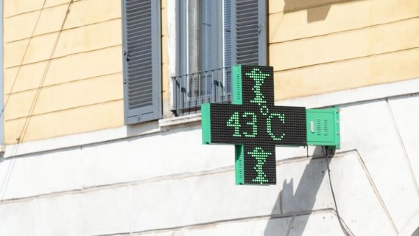 موجة حر قياسية بإيطاليا وحالة تأهب قصوى باللون الأحمر في 25 مدينة