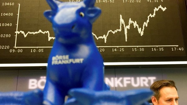 الأرباح القوية تدفع الأسهم الأوروبية نحو قمم تاريخية رغم التوترات الجيوسياسية