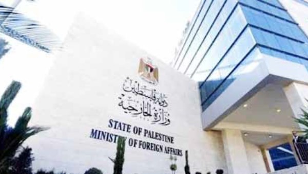 الخارجية الفلسطينية: وثيقة المقررة الأممية بشأن “الإبادة الطبية والإنجابية” بغزة دليل على بشاعة جرائم الاحتلال