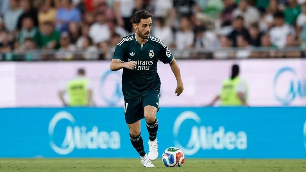 برناردو سيلفا يعلق على أولى مبارياته مع ريال مدريد
