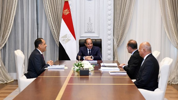 الرئيس السيسي يؤكد أهمية مواصلة تطوير المنظومة الضريبية ويوجه بإطلاق حزمة التسهيلات الضريبية الثالثة