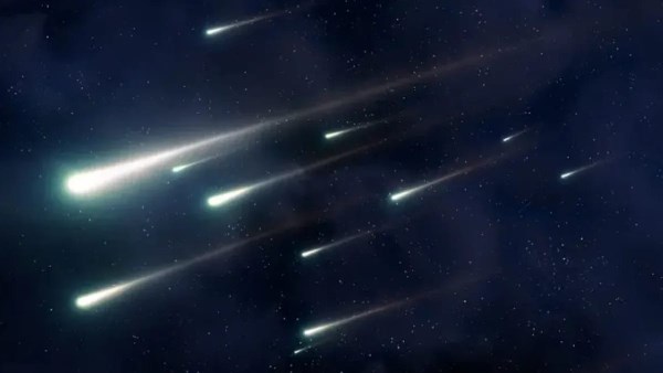 90 شهابا في الساعة.. “البرشاويات” تزين سماء مصر الليلة حتى فجر غد