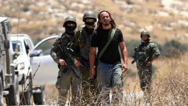 اعتداءات المستوطنين تتواصل في الضفة واعتقال 6 فلسطينيين