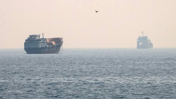 إيران: تنظيف نحو 80% من بقعة النفط قرب جزيرة قشم