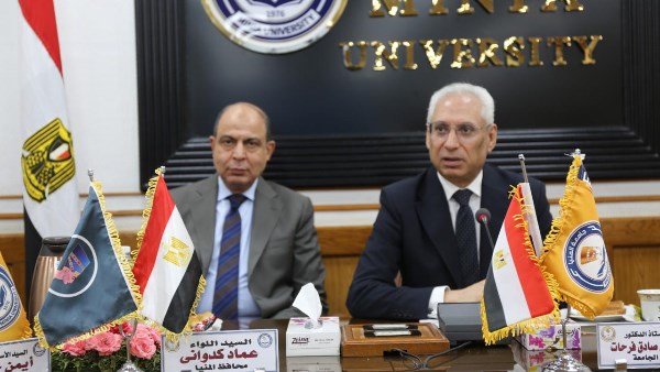 رئيس جامعة المنيا: “أسبوع شباب الجامعات” منصة وطنية لإبراز طاقات الشباب وإنجازات الدولة