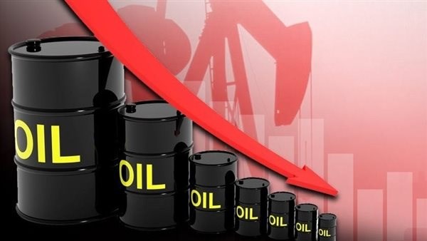 النفط الكويتي ينخفض بمقدار 5.22 دولار ليسجل 87.43 دولار للبرميل