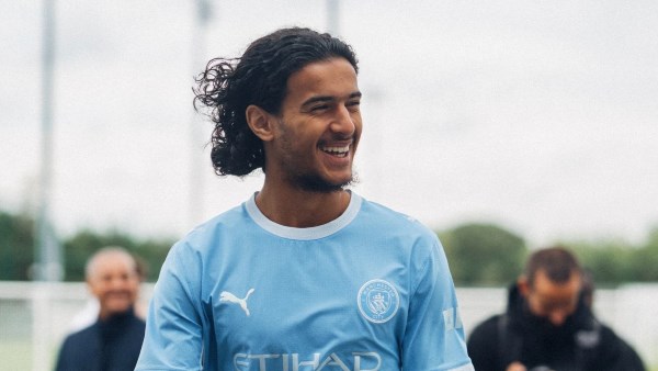 المغربي أيوب بوعدي بعد انتقاله إلى مانشستر سيتي: التواجد هنا حلم كبير