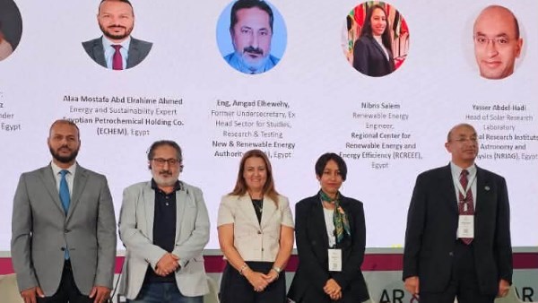 “البحوث الفلكية”: الطاقة الشمسية المركزة تعزز أمن الطاقة والتصنيع المحلي في مصر