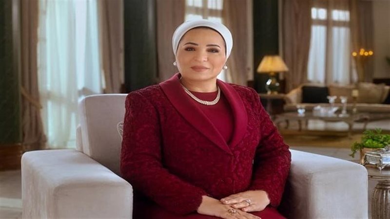 نستلهم من سيرته الرحمة والمحبة، قرينة السيسي تهنئ المصريين بذكرى المولد النبوي