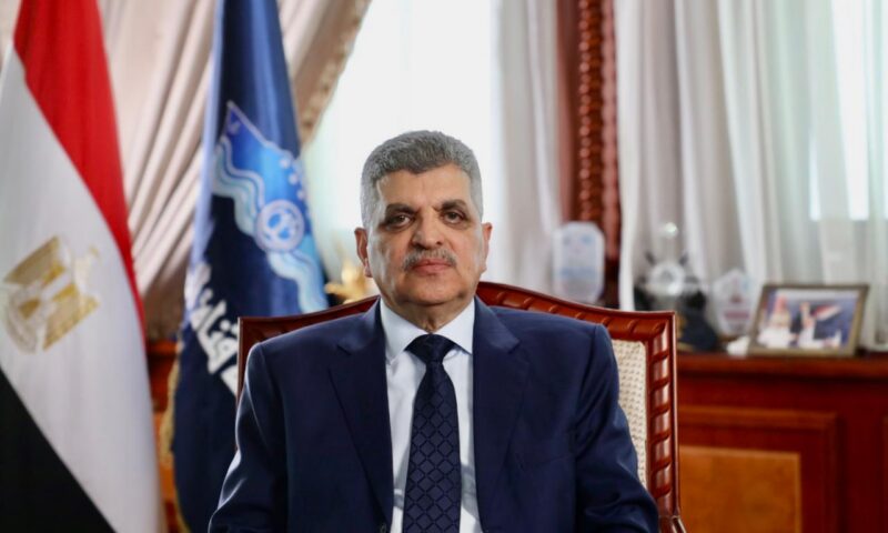 أسامة ربيع : ابتكرنا خدمات حققت نتائج إيجابية.. وعززت العائدات الدولارية لهيئة قناة السويس
