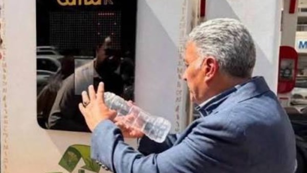 رزقهم بين أكوام القمامة.. حكاية النباشين في مصر من البداية إلى الماكينات الذكية
