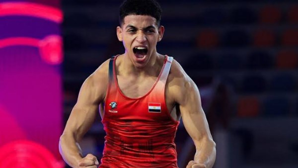 ليس أول من يهرب.. قصص هروب لاعبين مصريين من البعثات آخرهم زياد حجاج
