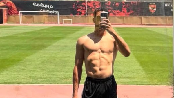 بـ«سيلفي» من التتش.. مصطفى شوبير يستعرض جاهزيته للموسم الجديد