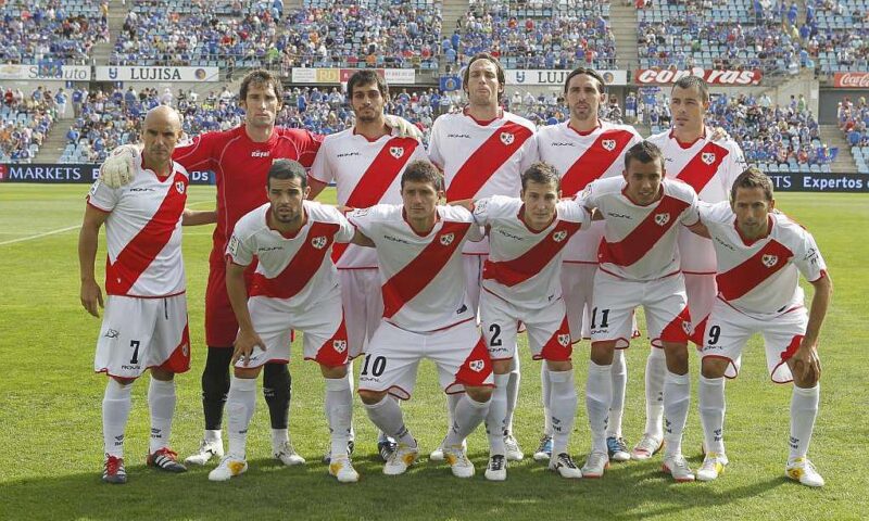 تشيلسي يتعاقد مع المدافع تشاباريا قادما من رايو فايكانو