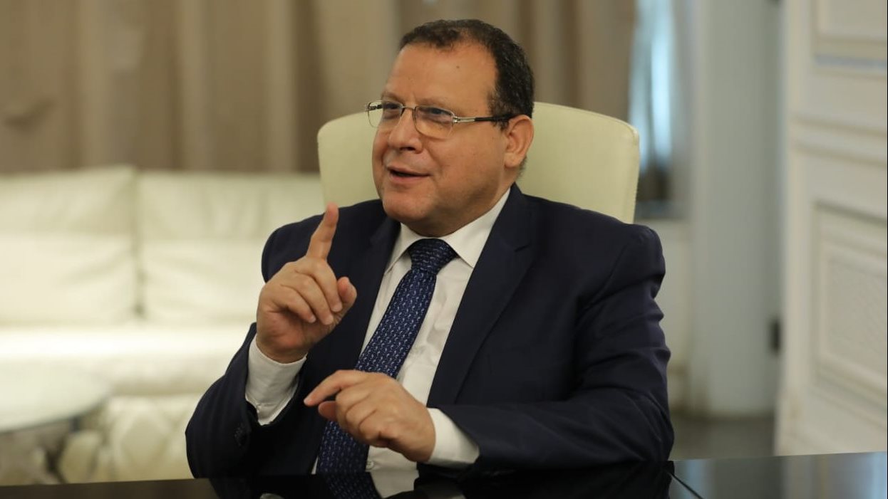 معركة وهمية بسبب فتاة أوبر.. العاملين بالصحافة تجر شكل الصحفيين .. والبلشي يصعد