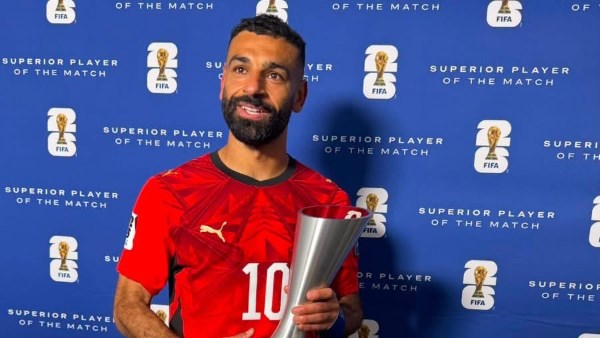 تقارير: أتلتيكو مدريد يدرس التعاقد مع محمد صلاح بعقد 2+1