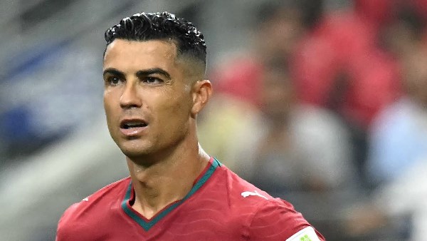 منصف بقرار يكشف عن مثله الأعلى في كرة القدم: رونالدو نموذج لأي لاعب
