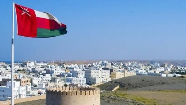 «مؤشرات إيجابية» بشأن هرمز.. عمان تكشف تطورات المفاوضات وتوجه رسالة عاجلة للأطراف