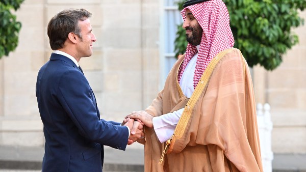 ولي العهد السعودي في باريس.. تحالف استراتيجي يتوسع من أمن الشرق الأوسط إلى الطاقة والاستثمارات