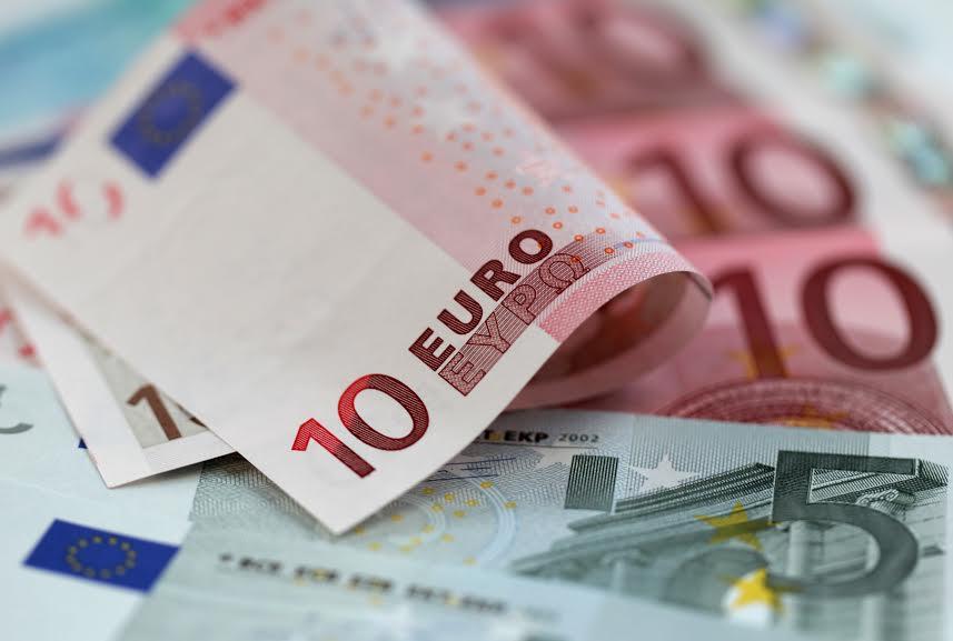 سعر اليورو في البنك الأهلي وبنك مصر اليوم