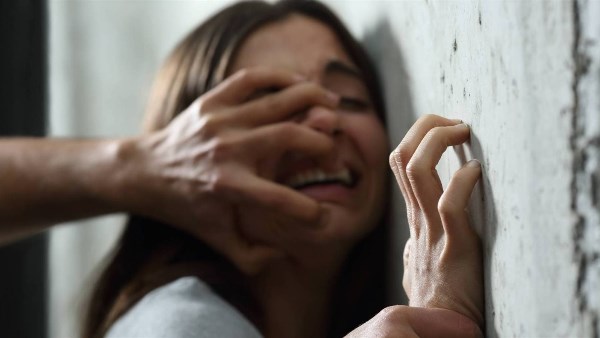 5 ذئاب تعدوا على فتاة بالمحلة والنيابة العامة تجدد حبس 3 متهمين 15 يوما